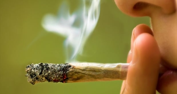 Girl-smoking-marijuana-close-up-shutterstock-800x430.jpg